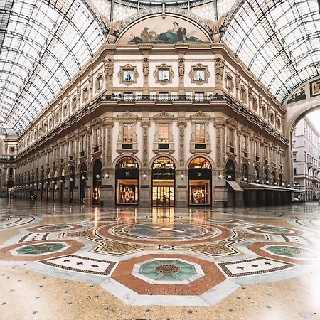 San Siro Duomo Park Free *