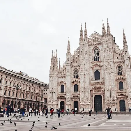 San Siro Duomo Park Free